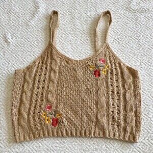 Brave Fame Beige Cable-Knit Floral Embroidered Cropped Cami Sweater Tank Sz L